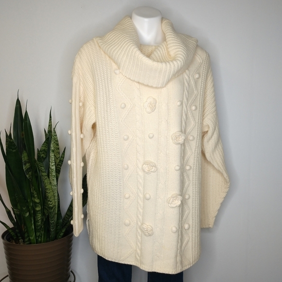 Vintage Carole Little oversized cream sweater S - Picture 1 of 5